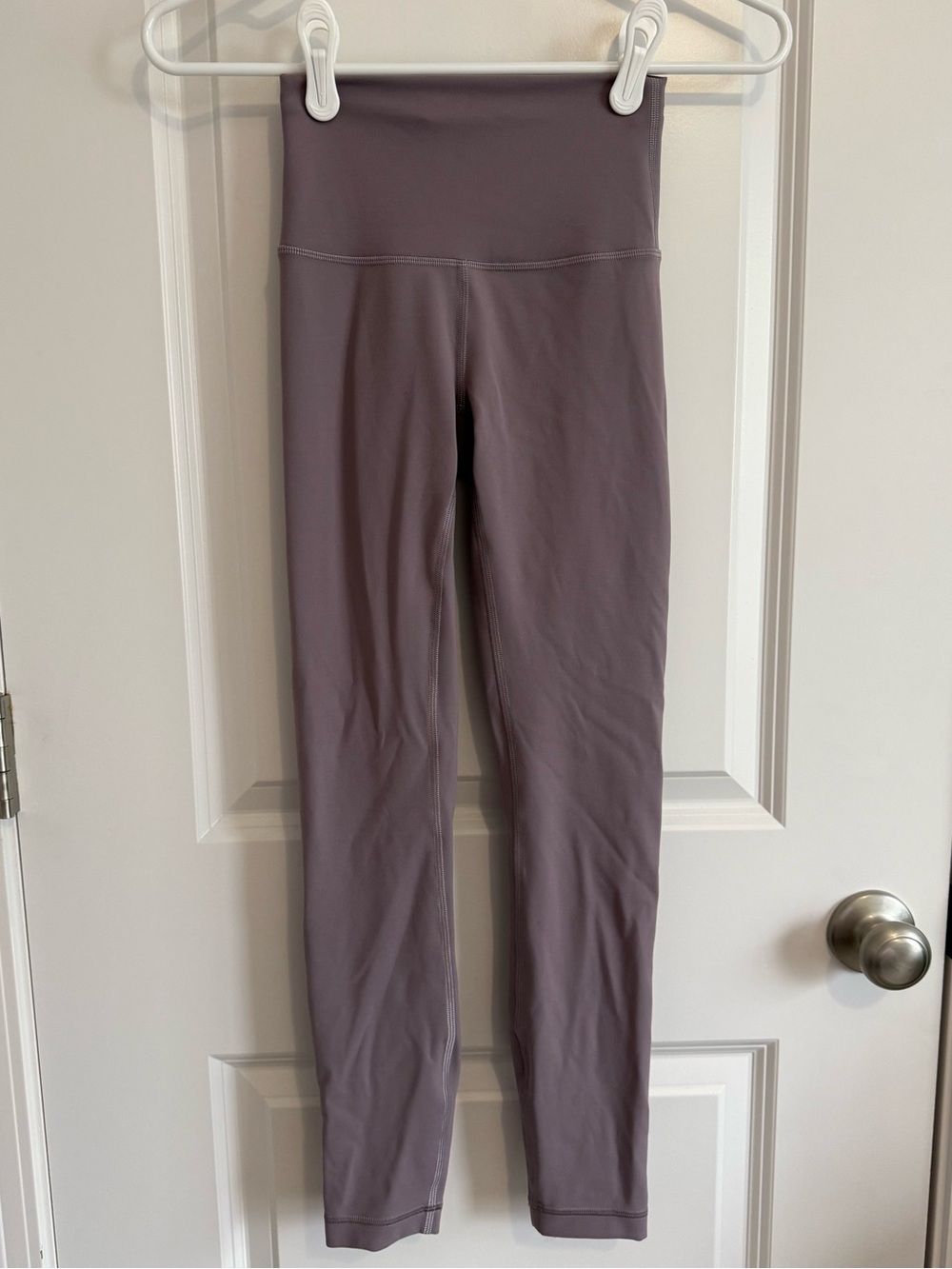 Lululemon women’s leggings size 2